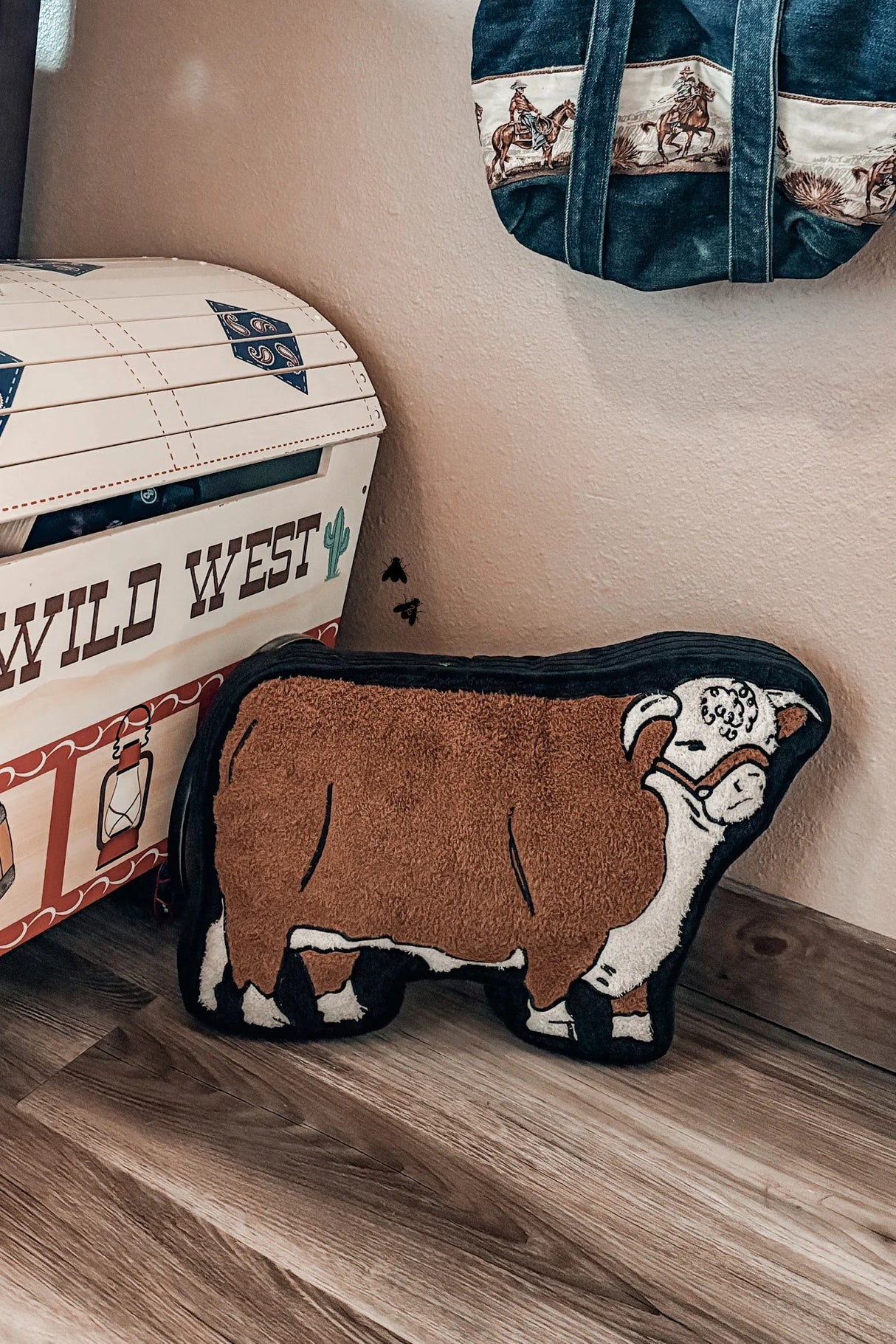 The Show Stopper Cattle Pillow