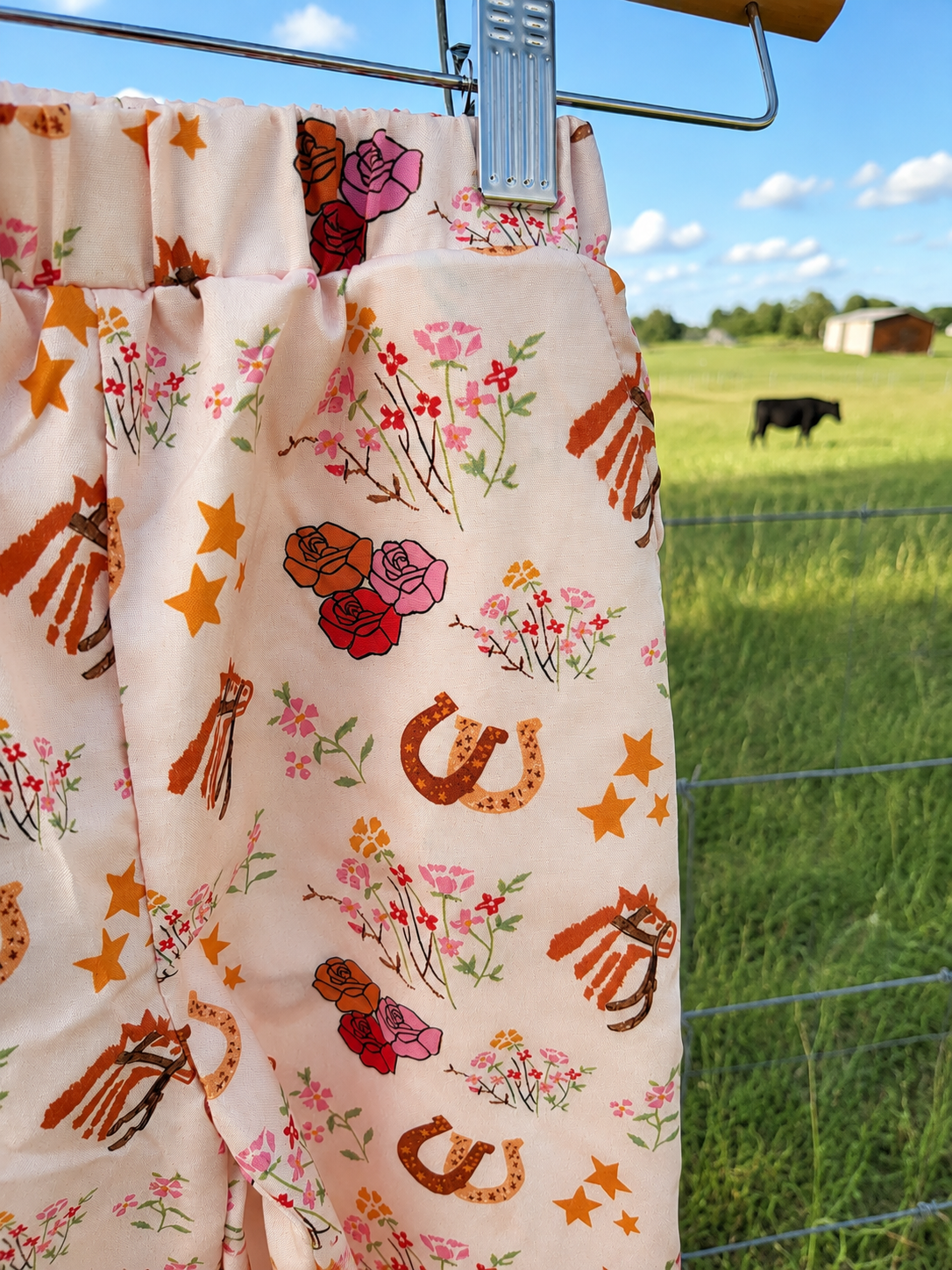 Wildflower Pony Ruffle Set
