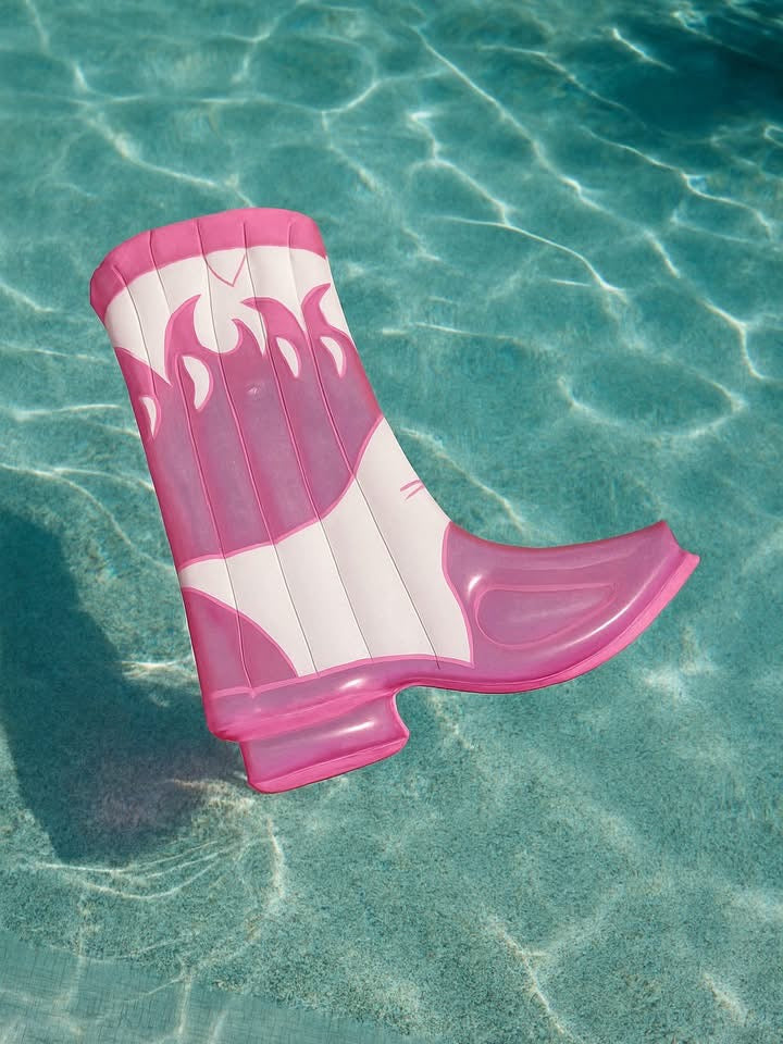 Boot-y Pool Float