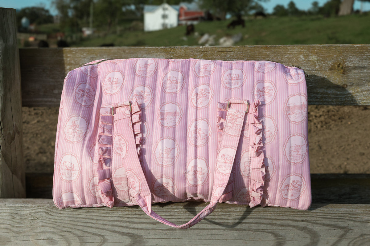 Western Quilted Ruffle Duffle Bag | PREORDER