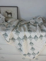 Farmhouse Quilt 6 Layer Gauze Blanket