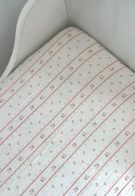Perfect Vintage Florals Crib Sheet